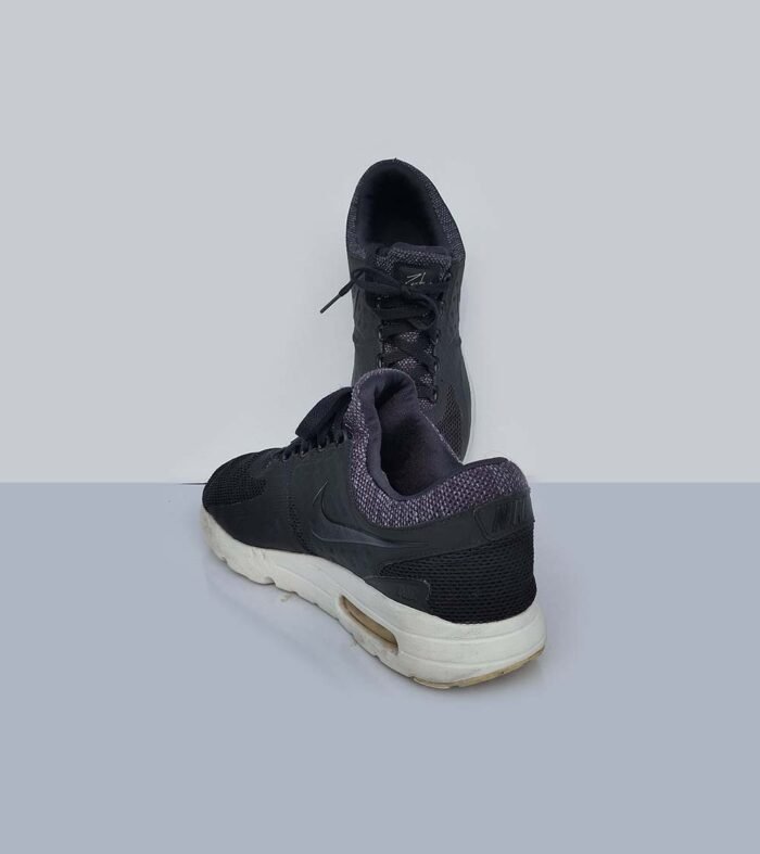 NIKE-AIR- SIZE EU 44.5