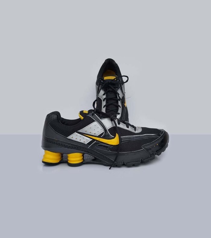 NIKE- SIZE EU 44.5