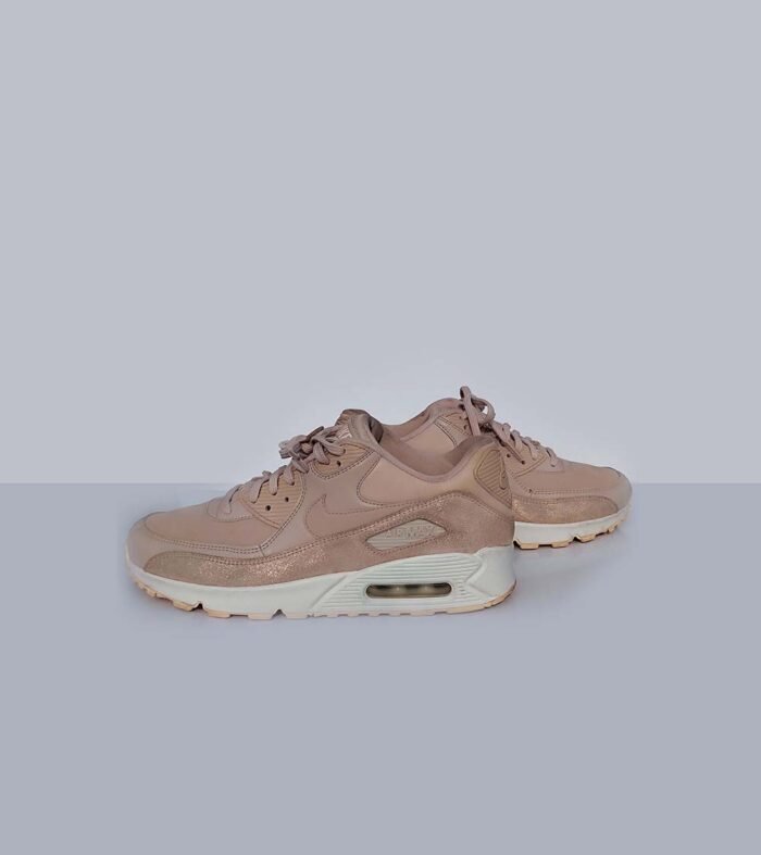 NIKE-AIRMAN - SIZE EU 41
