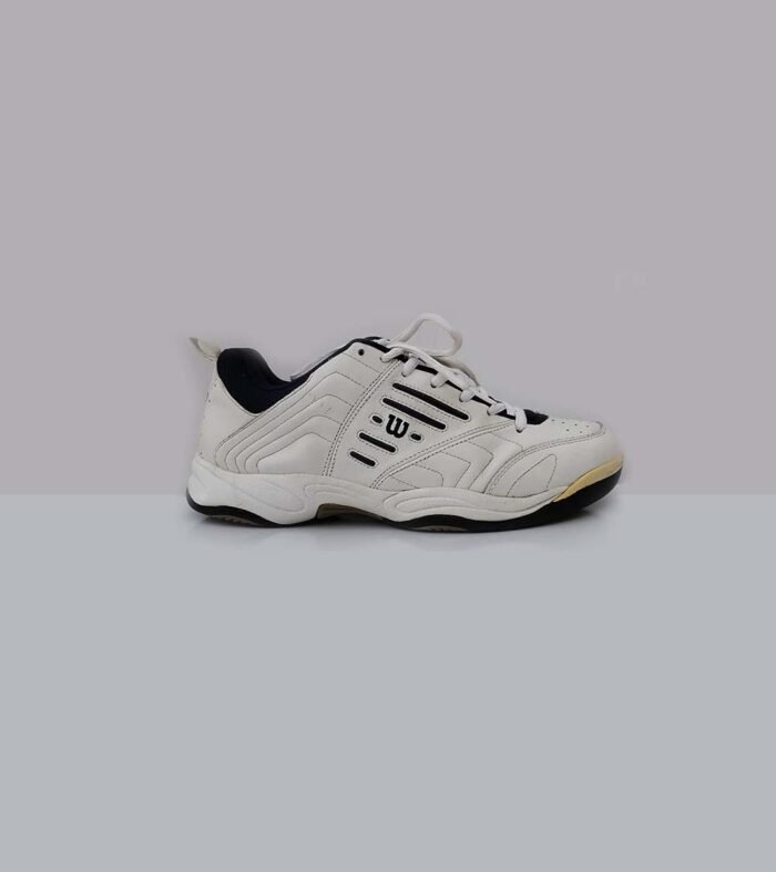 WILSON- SIZE EU 42.5