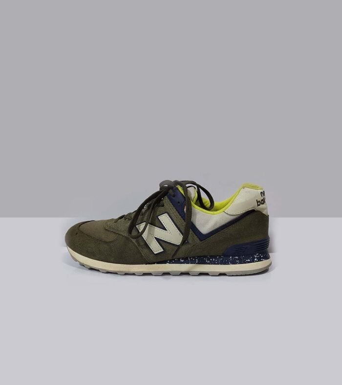 NEW BALANCE-E74- SIZE EU 44.5