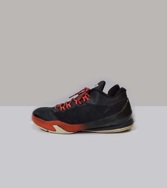 JORDAN - SIZE EU 44.5