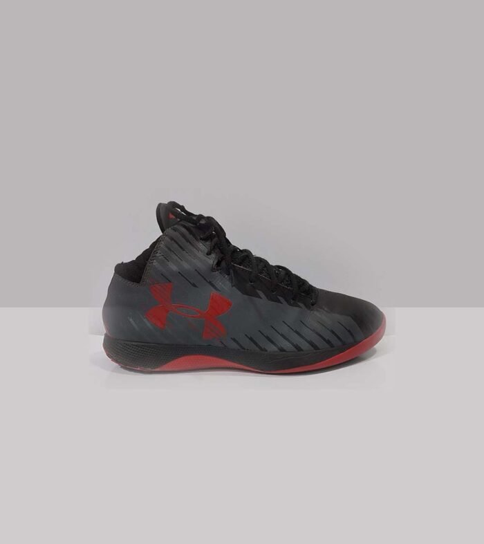 UNDER ARMAR-UA BASKET BALL- SIZE EU 45